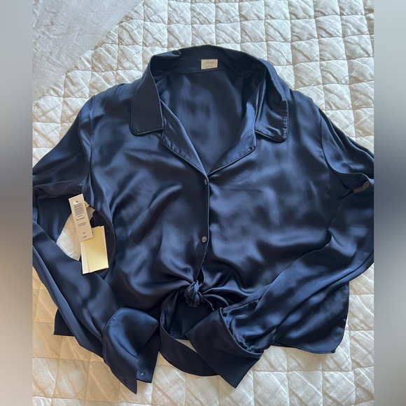 Aritzia Wilfred Tie Front Blouse - Picture 3 of 3